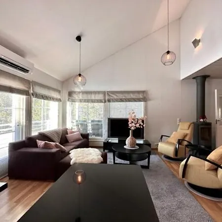 Koutamaa 6 Lomahuoneisto, Апартаменты *