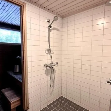 Koutamaa 6 Lomahuoneisto, *